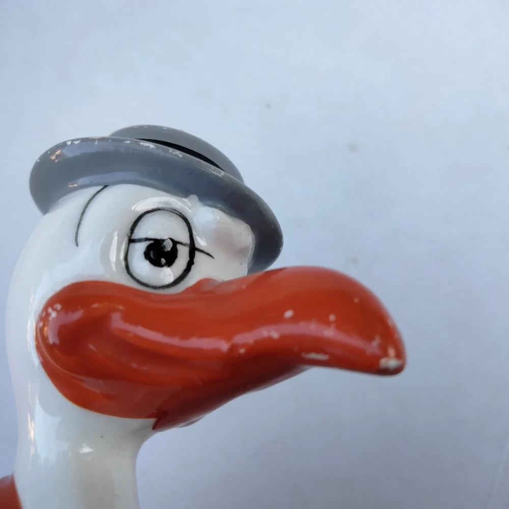 Beaky Buzzard 1978 Looney Tunes Dave Grossman Porcelain Christmas Ornament VTG